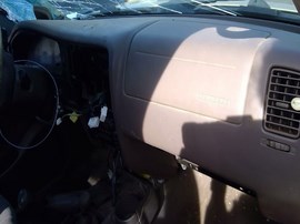 2004 TOYOTA TACOMA, GOLD, SR5, EXTD CAB, 3.4L, MT 4WD.  Z25967